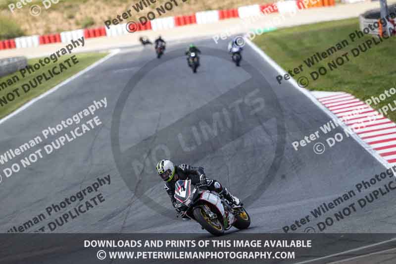 cadwell no limits trackday;cadwell park;cadwell park photographs;cadwell trackday photographs;enduro digital images;event digital images;eventdigitalimages;navarra;no limits trackdays;peter wileman photography;racing digital images;trackday digital images;trackday photos